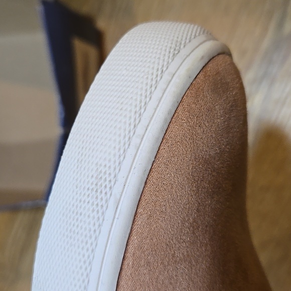 Universal Thread Shoes - Picture 5 of 5